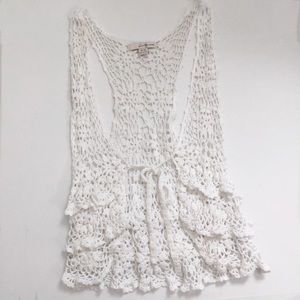 White lace vest